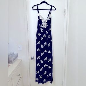 Black and White Lace Maxi Dress Size 00 (10-12)